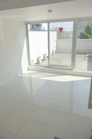 ラグゼナ東高円寺の物件内観写真